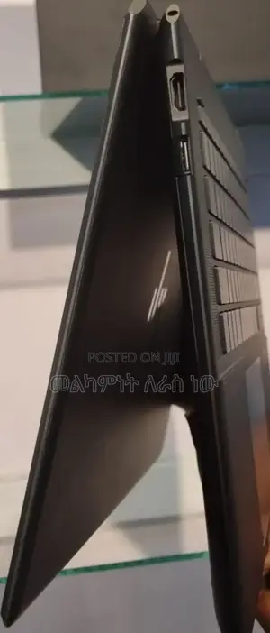 Photo - New Laptop HP Spectre 14 16GB Intel Core I5 SSD 1T