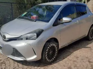 Toyota Yaris 2014 Silver