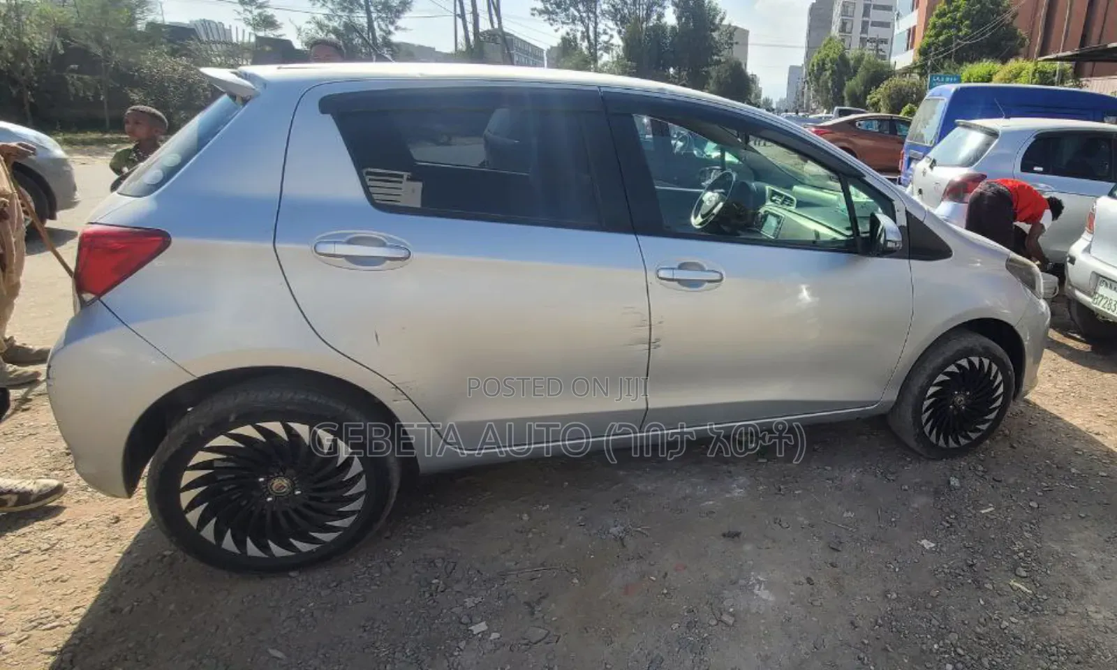 Toyota Yaris 2014 Silver
