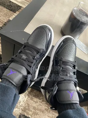 Jordan 1 "Space Jam"