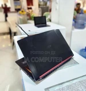 New Laptop Acer Nitro 5 8GB Intel Core I7 SSHD (Hybrid) 1.5T