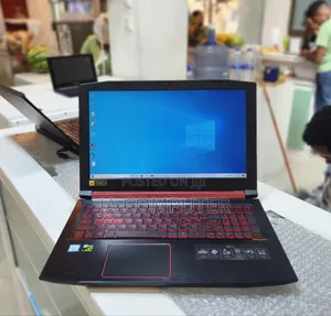 New Laptop Acer Nitro 5 8GB Intel Core I7 SSHD (Hybrid) 1.5T