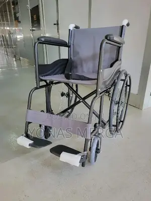 Wheelchair፸卝wheelchair From Tipping Backward and Causing