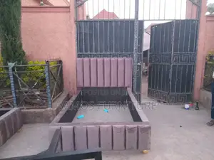 Bed አልጋ Tapesary