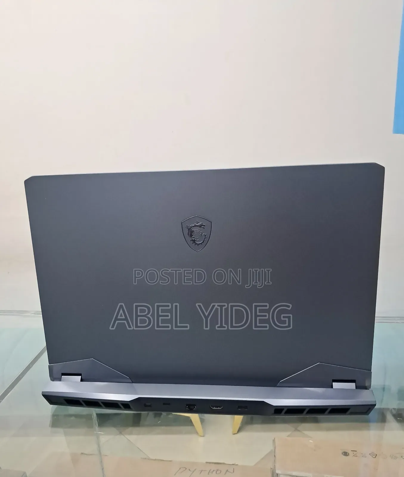 New Laptop MSI Raider GE76 12UGS 32GB Intel Core I7 SSD 1T