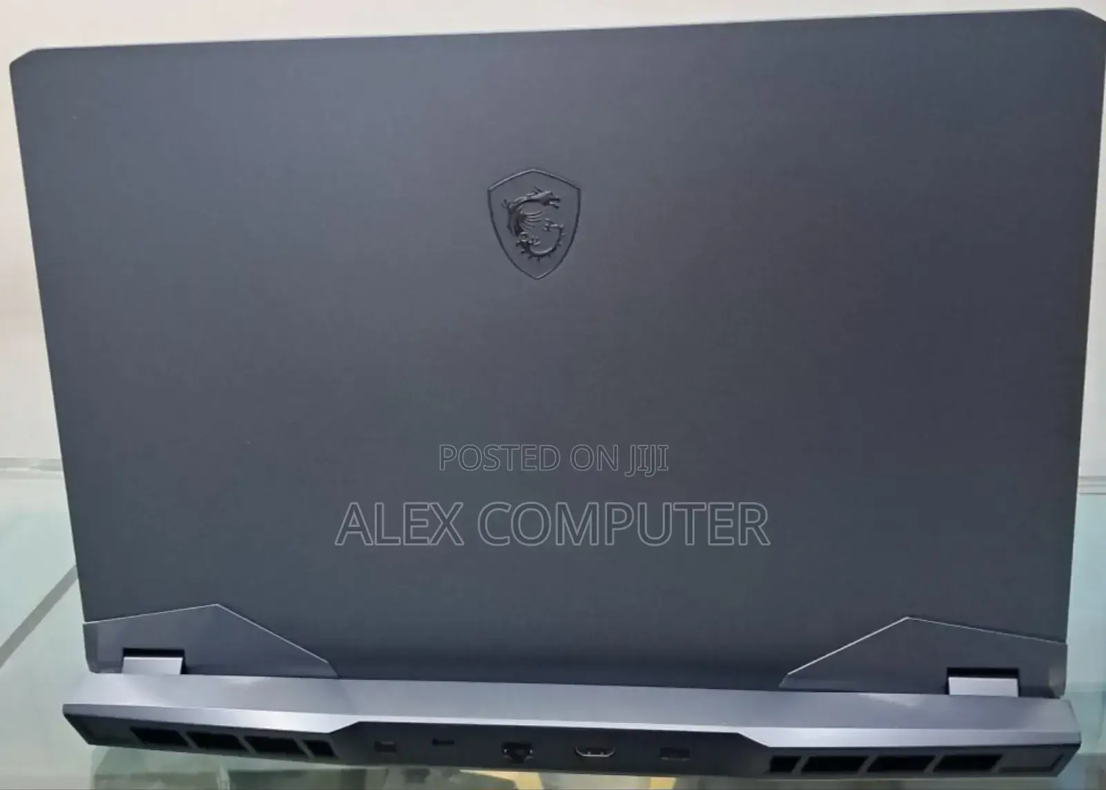 New Laptop MSI Raider GE76 12UGS 16GB Intel Core I7 SSD 32GB