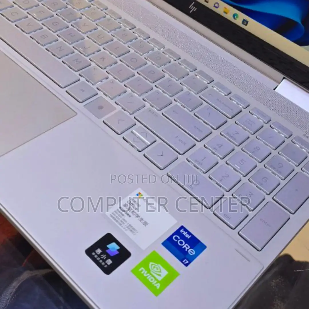 New Laptop HP Envy X360 16GB Intel Core I7 SSD 512GB
