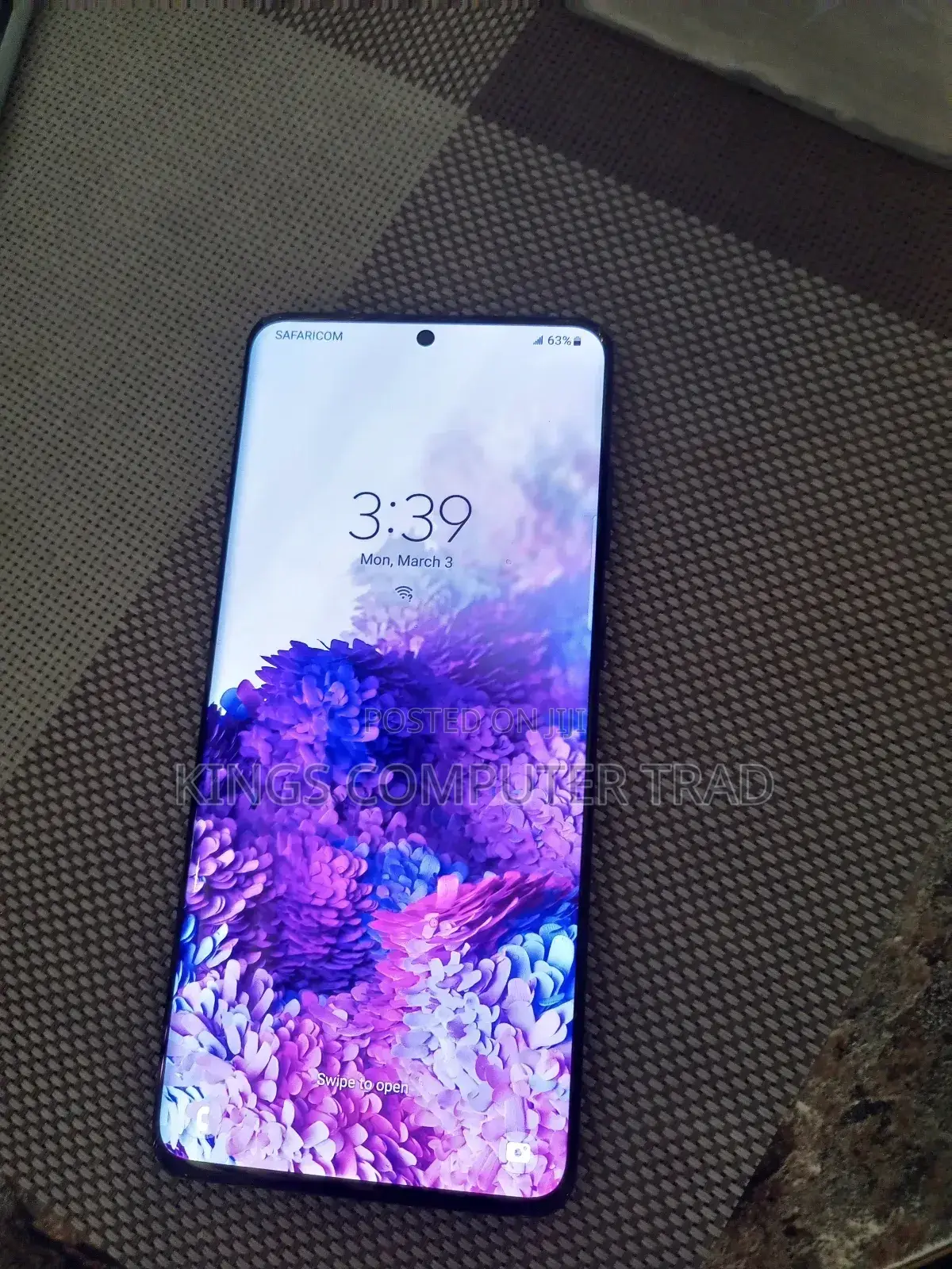 New Samsung Galaxy S20 128 GB Black