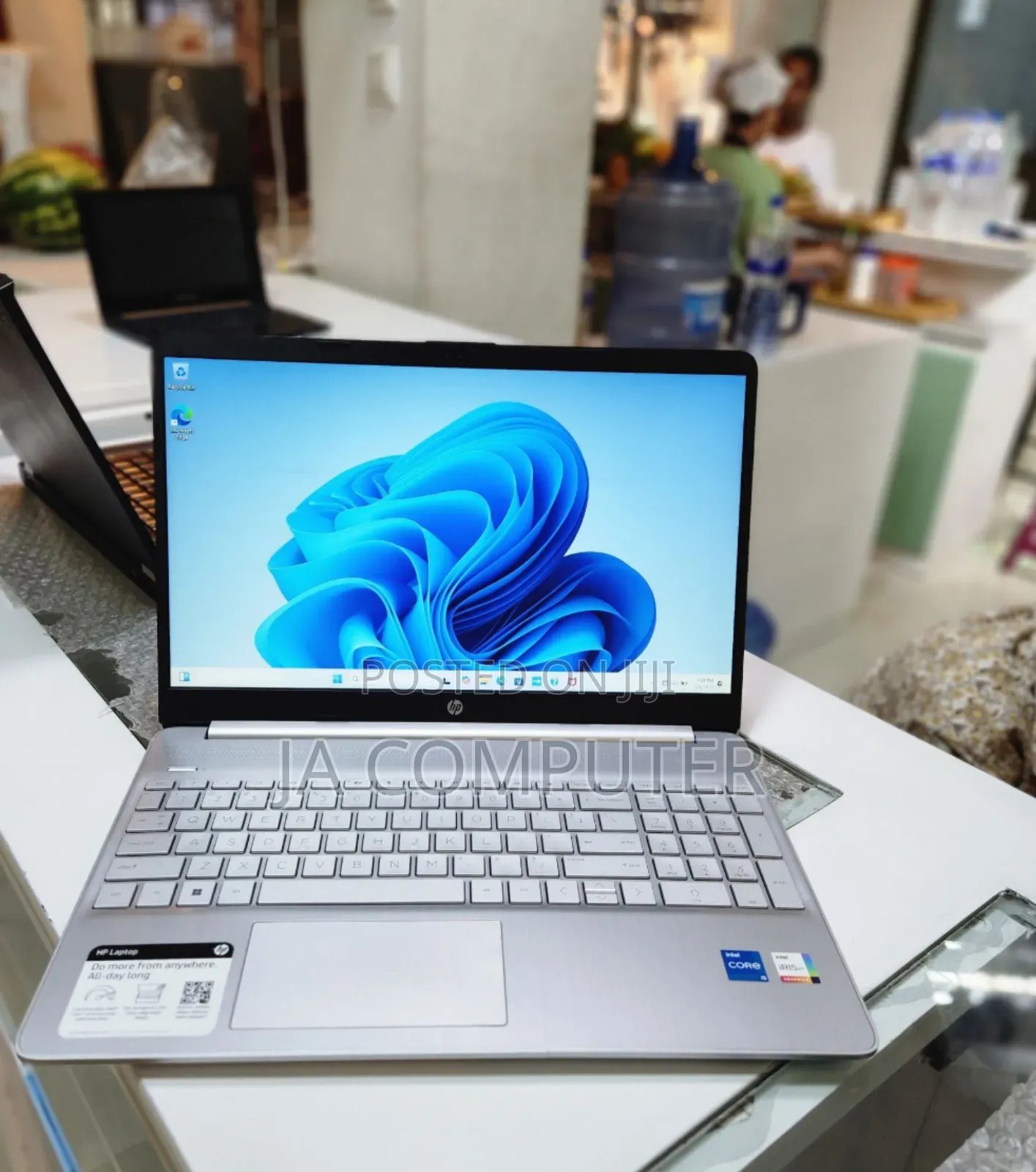 New Laptop HP Stream Notebook 8GB Intel Core I5 SSD 512GB