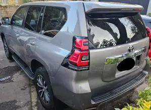 Toyota Land Cruiser 2019 Gray