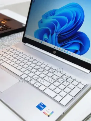 New Laptop HP Pavilion 15 8GB Intel Core I5 SSD 512GB