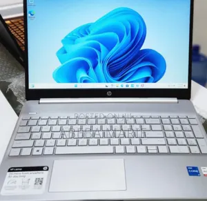 New Laptop HP Pavilion 15 8GB Intel Core I5 SSD 512GB