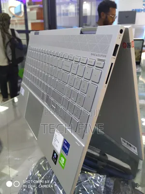 New Laptop HP Envy X360 16GB Intel Core I7 SSD 512GB