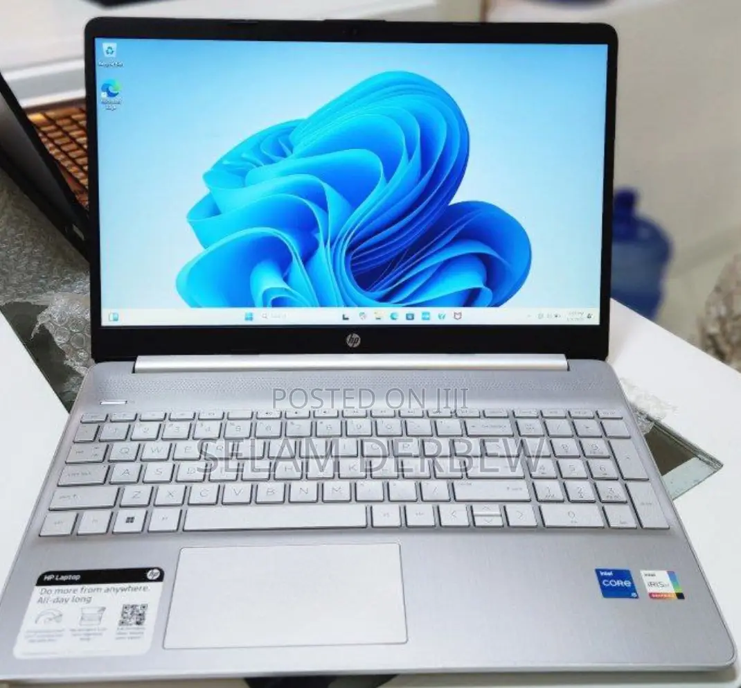 New Laptop HP Stream Notebook 16GB Intel Core I7 SSD 512GB