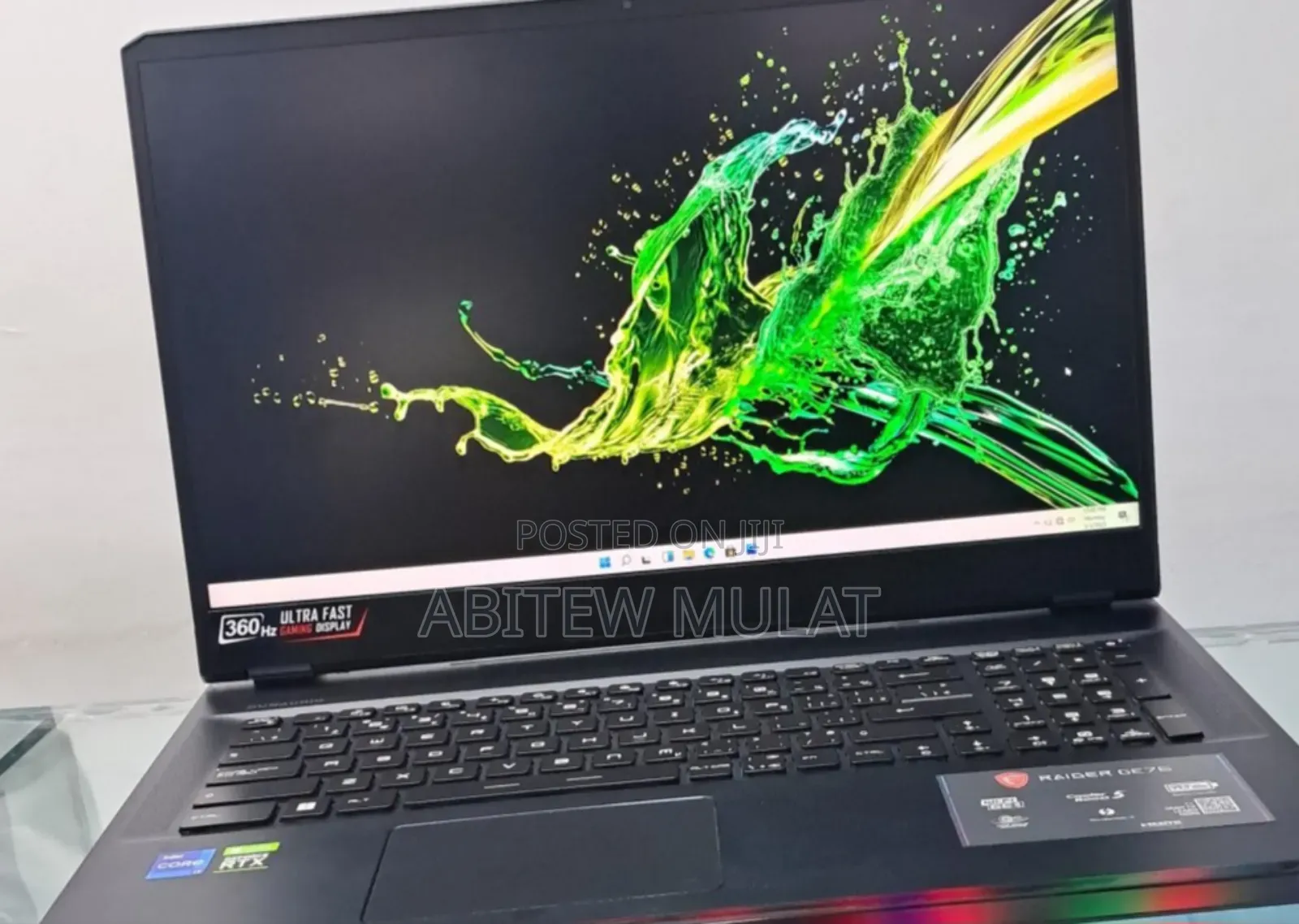 New Laptop MSI Raider GE76 12UGS 32GB Intel Core I7 SSD 1T