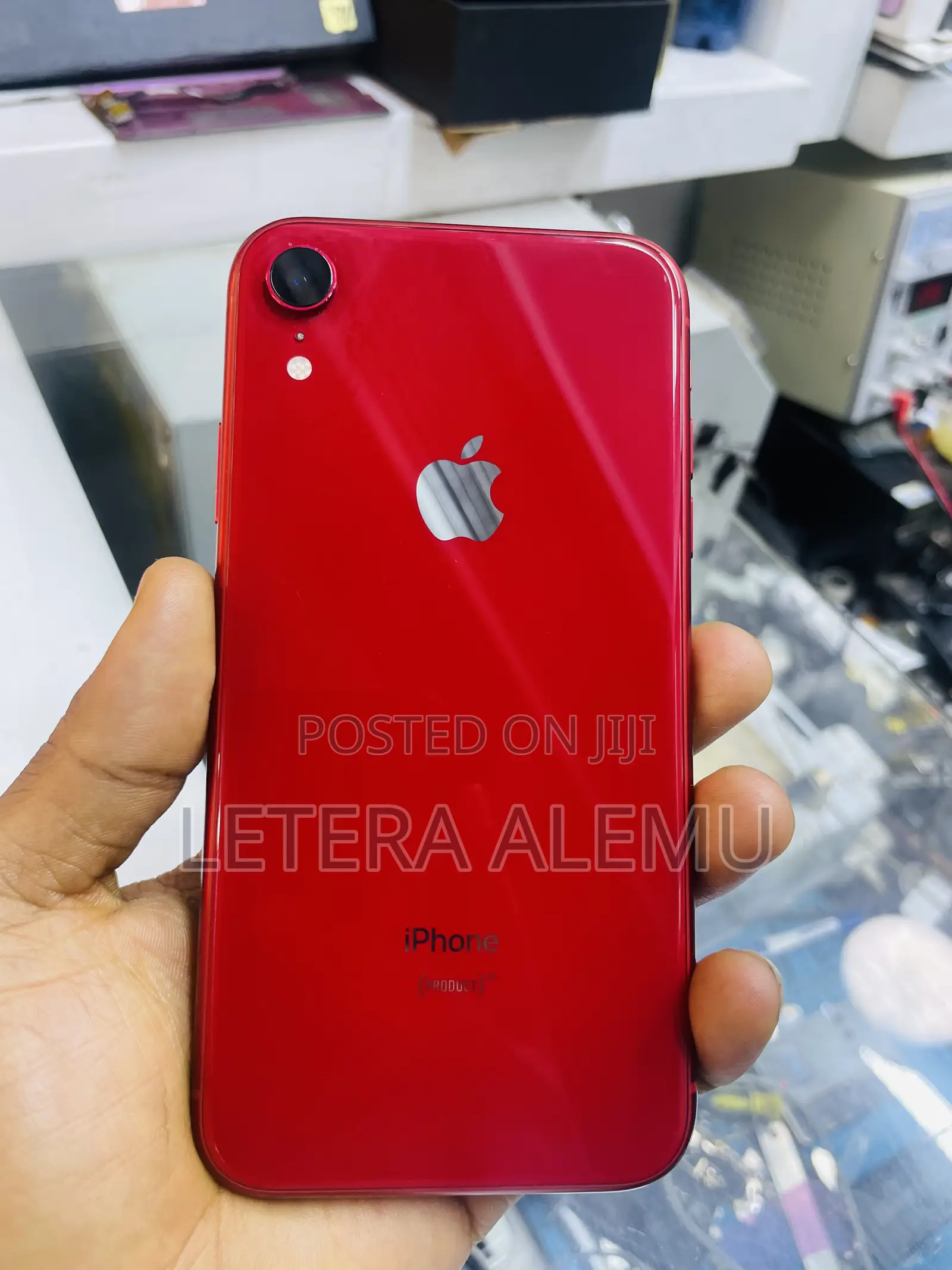 New Apple iPhone XR 128 GB Red