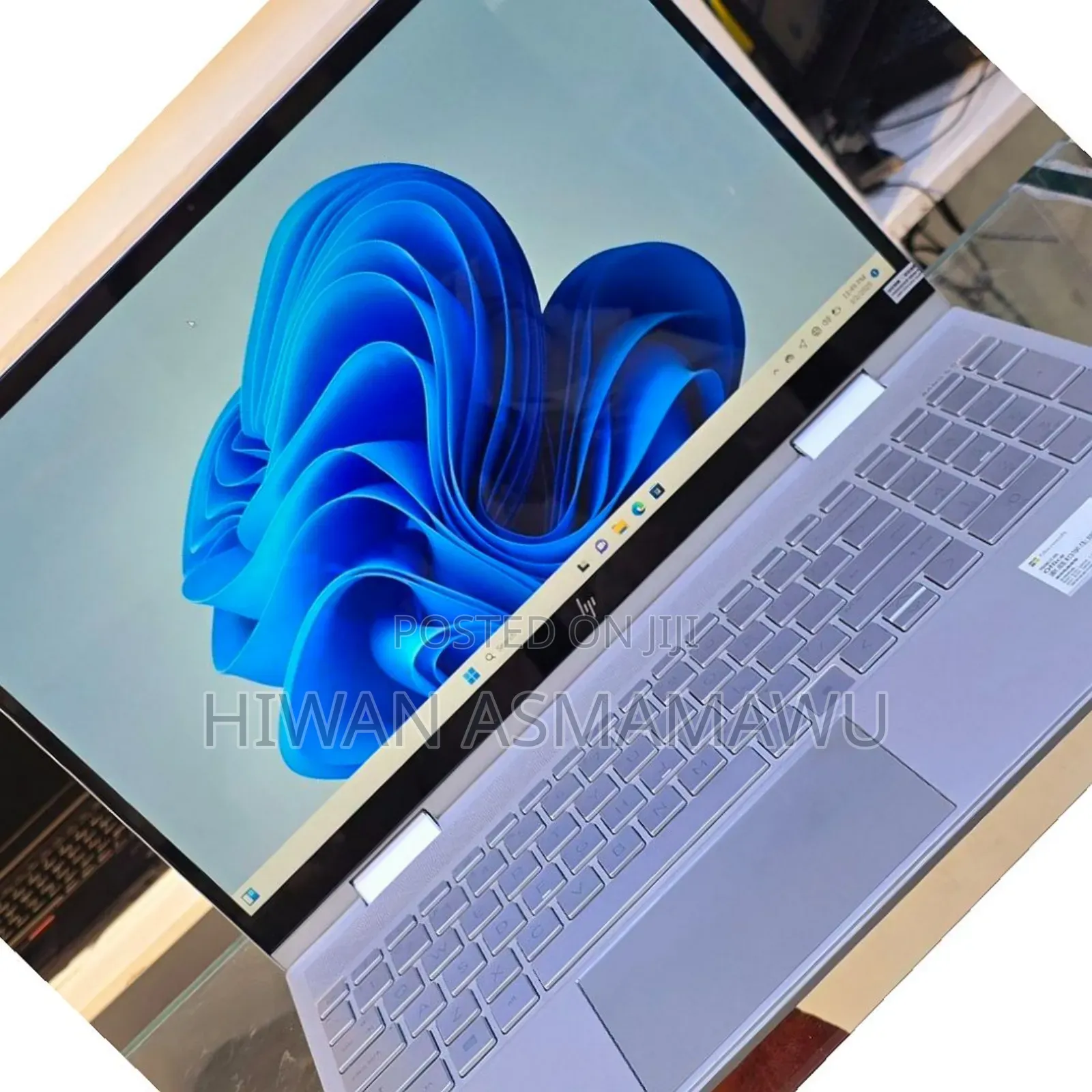 New Laptop HP Envy X360 16GB Intel Core I7 SSD 512GB