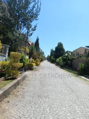 3bdrm Villa in Semit Cambridge,, Bole for sale