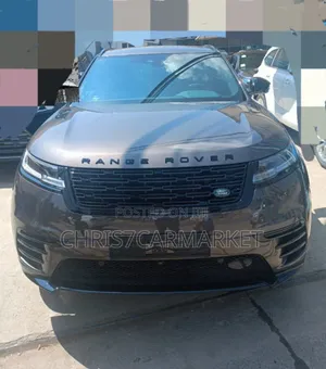 Photo - New Land Rover Range Rover Velar S 2024 Gold