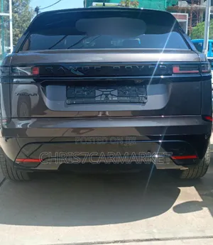 New Land Rover Range Rover Velar S 2024 Gold