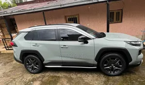 Toyota RAV4 Hybrid 2023