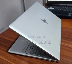 New Laptop HP Envy X360 8GB Intel Core I7 SSD 512GB
