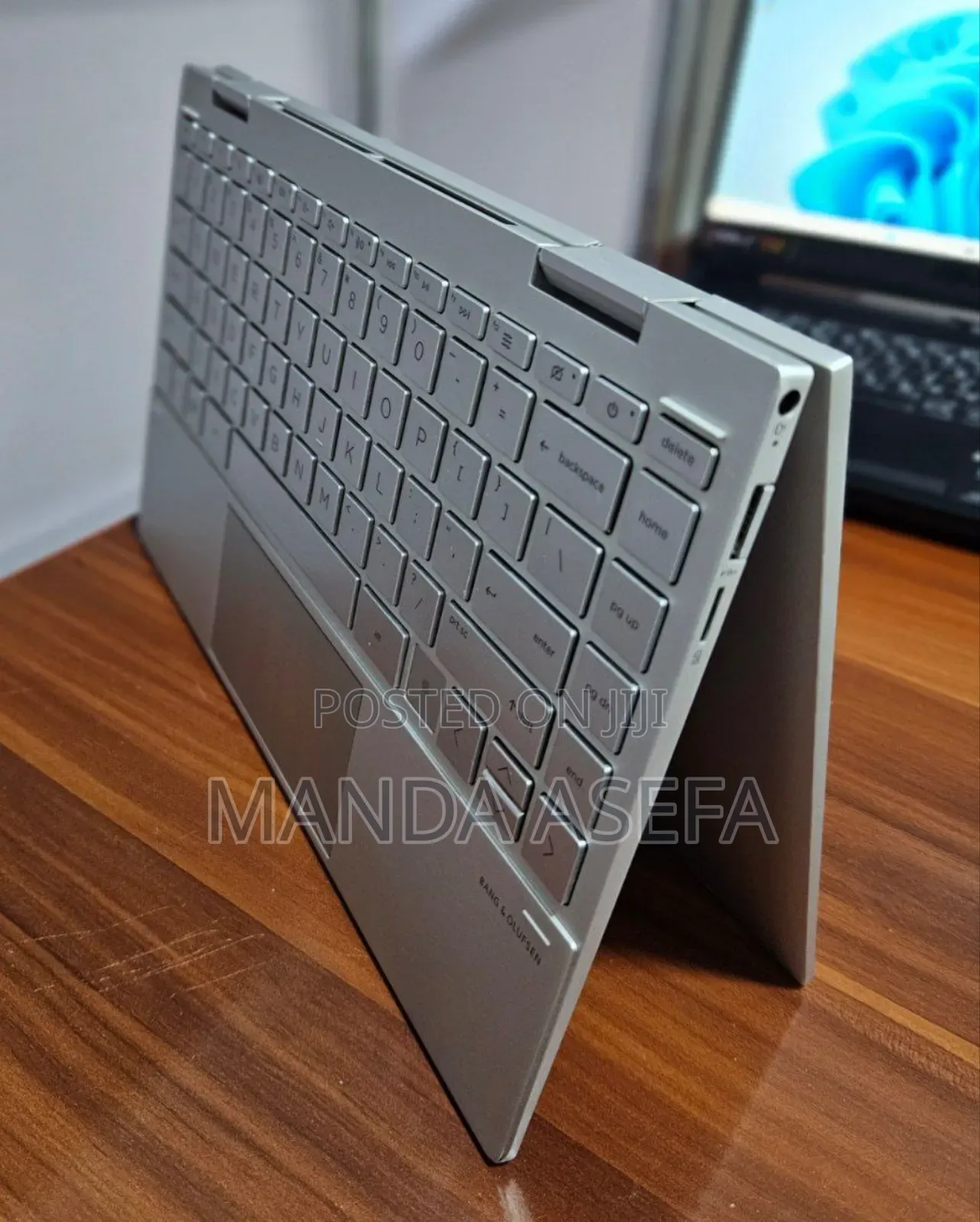 New Laptop HP Envy X360 8GB Intel Core I7 SSD 512GB