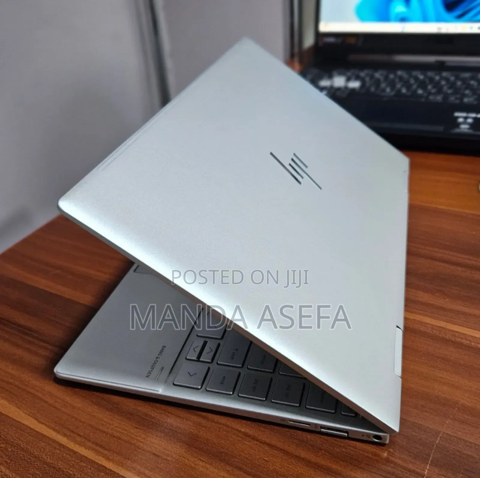 New Laptop HP Envy X360 8GB Intel Core I7 SSD 512GB