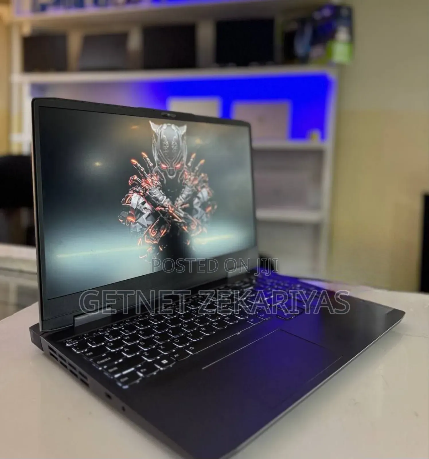 New Laptop Lenovo LOQ 15IRH8 16GB Intel Core I5 SSD 512GB