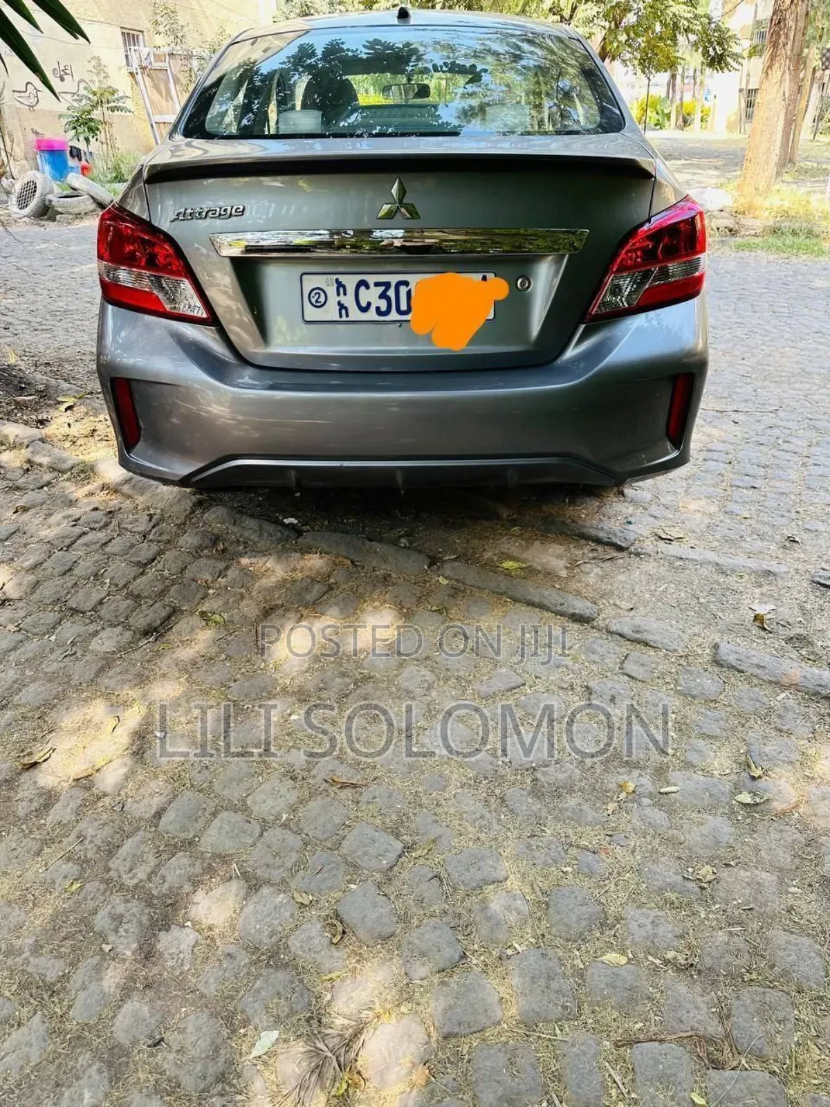 Mitsubishi Attrage 2022 Gray