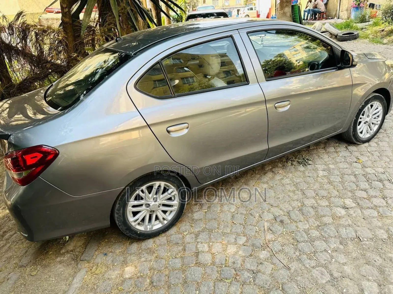 Mitsubishi Attrage 2022 Gray