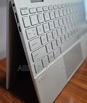 New Laptop HP Envy X360 8GB Intel Core I7 SSD 512GB