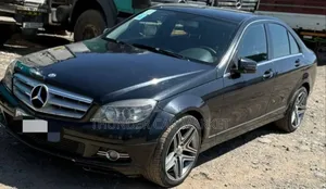 Mercedes-Benz C180 2009 Black