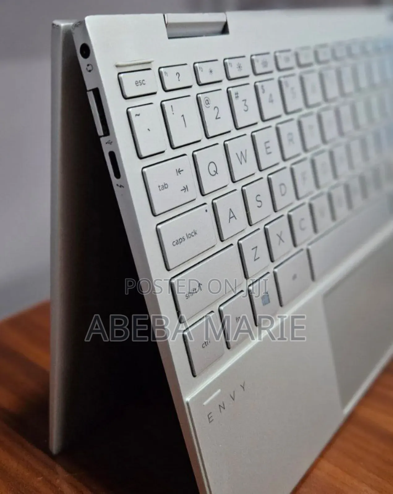 New Laptop HP Envy X360 8GB Intel Core I7 SSD 512GB