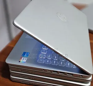 New Laptop HP Stream Notebook 8GB Intel Core I5 SSD 512GB