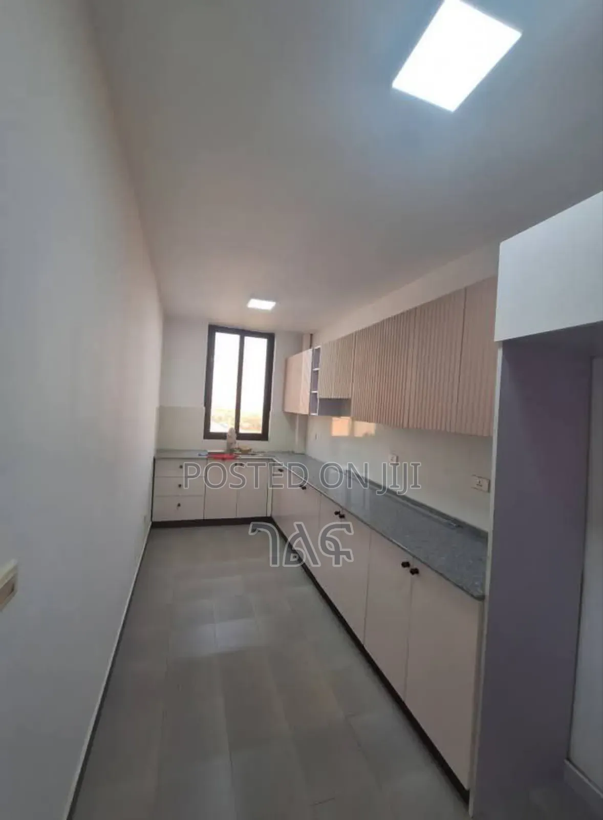 Furnished 3bdrm Apartment in ቦሌ ቡልቡላ ቅንጡ አፓርትመንት, Bole for sale