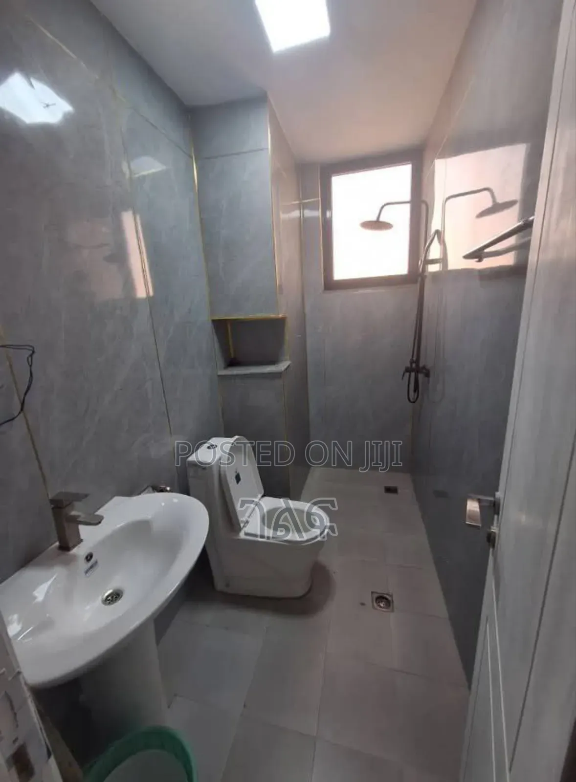 Furnished 3bdrm Apartment in ቦሌ ቡልቡላ ቅንጡ አፓርትመንት, Bole for sale