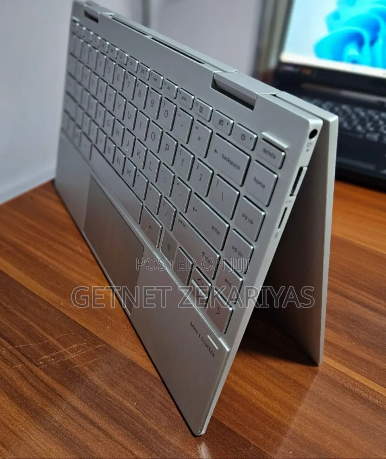 New Laptop HP Envy X360 8GB Intel Core I7 SSD 512GB