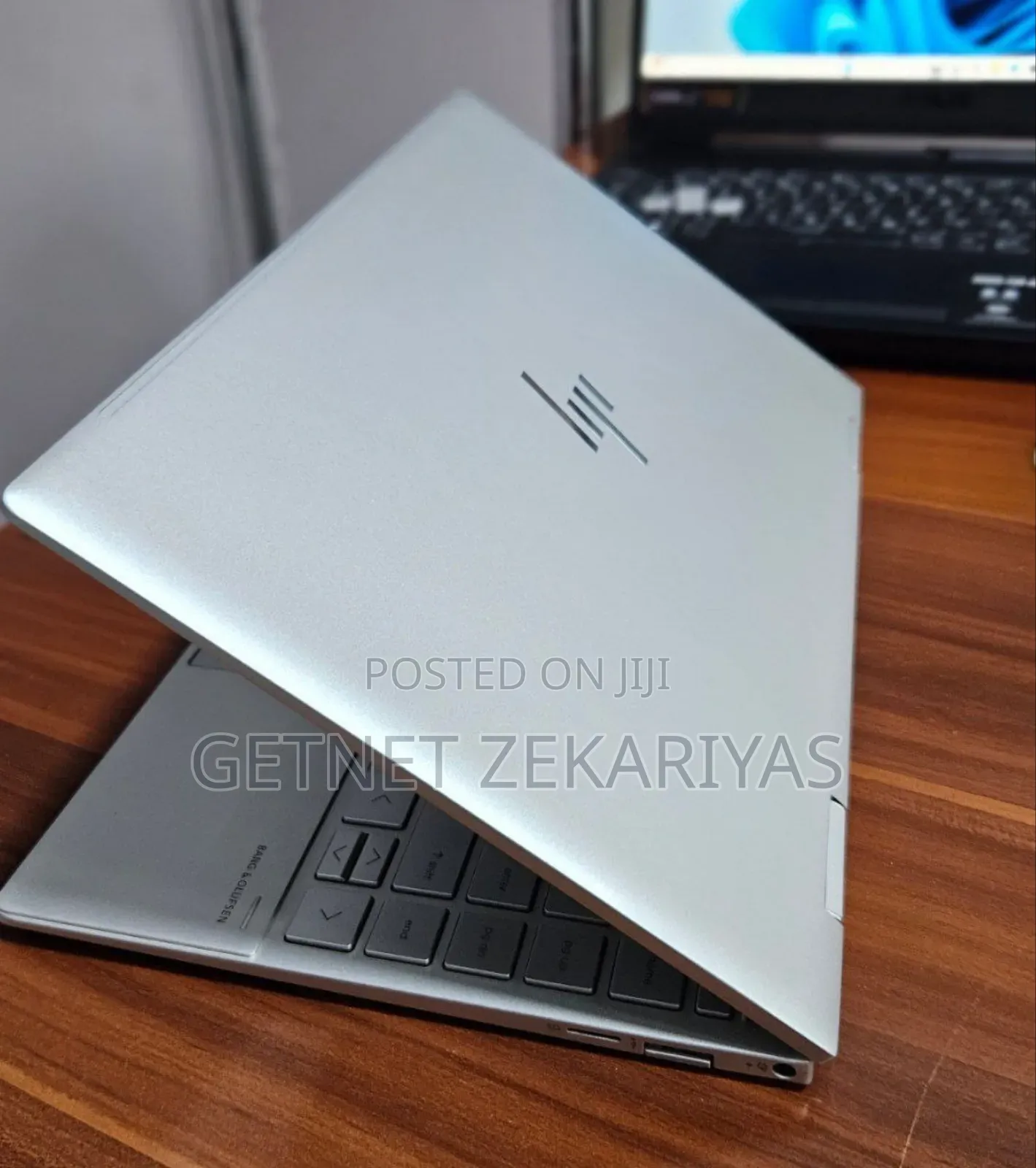 New Laptop HP Envy X360 8GB Intel Core I7 SSD 512GB