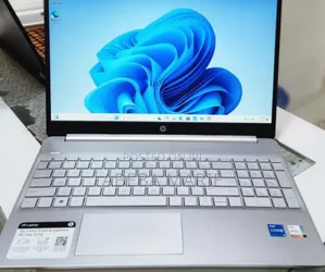 New Laptop HP Stream Notebook 8GB Intel Core I7 SSD 512GB