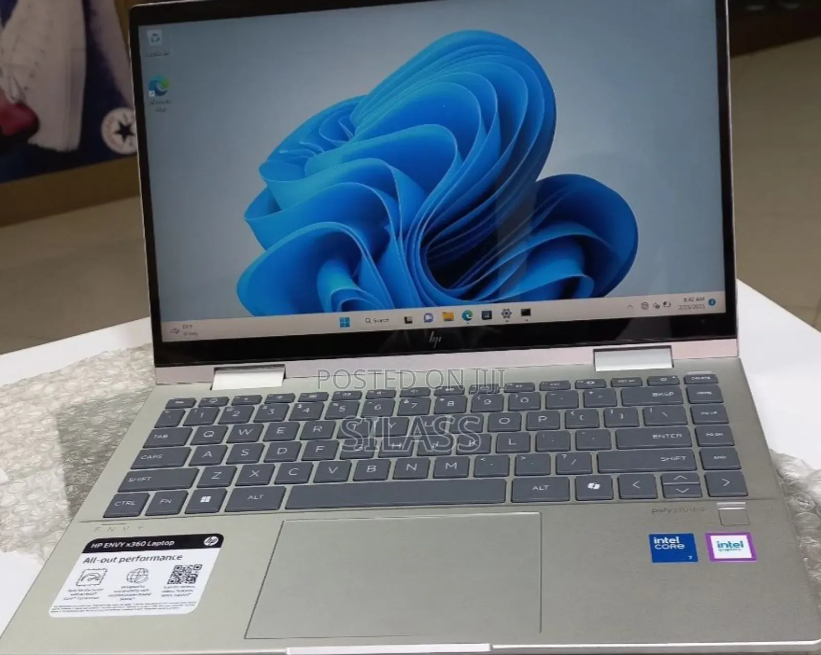 New Laptop HP Envy X360 16GB Intel Core Ultra 7 SSD 512GB