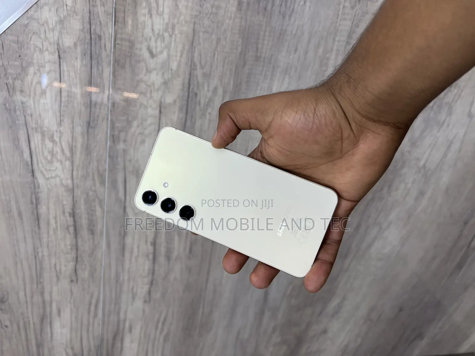 New Samsung Galaxy S24 256 GB