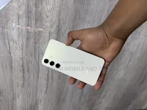 Photo - New Samsung Galaxy S24 256 GB