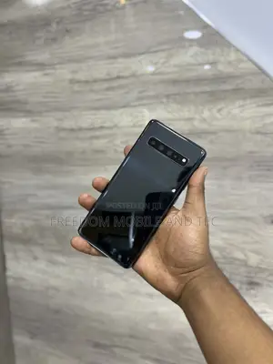New Samsung Galaxy S10 5G 256 GB Black