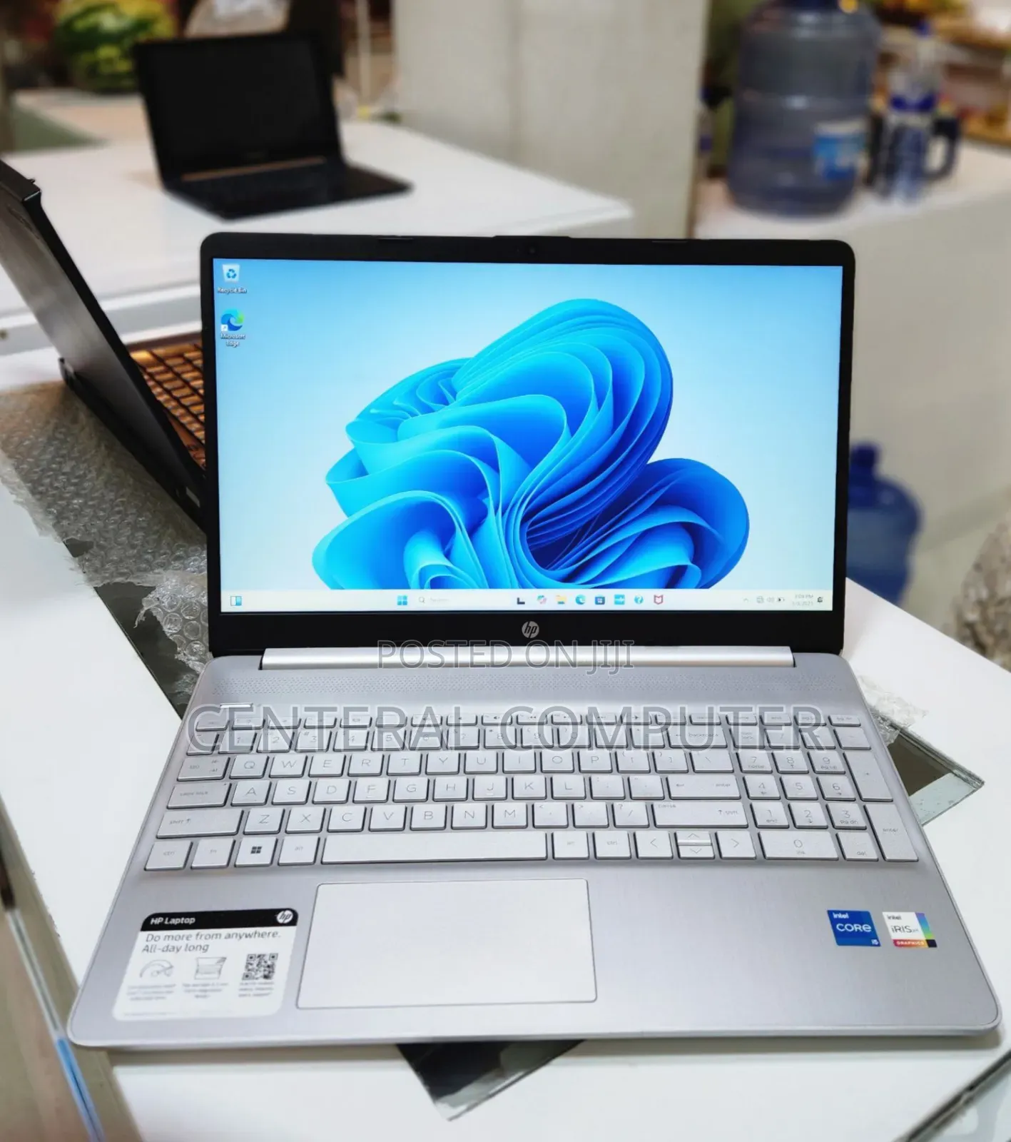 New Laptop HP Stream Notebook 8GB Intel Core I7 SSD 512GB