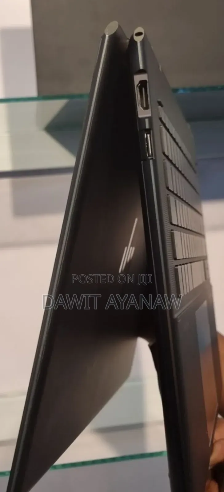 New Laptop HP Spectra 13 16GB Intel Core I7 SSD 1T