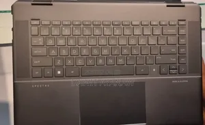 New Laptop HP Spectra 13 16GB Intel Core I7 SSD 1T