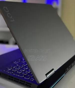 New Laptop Lenovo LOQ 15IRH8 16GB Intel Core I5 SSD 512GB