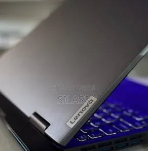New Laptop Lenovo LOQ 15IRH8 16GB Intel Core I5 SSD 512GB