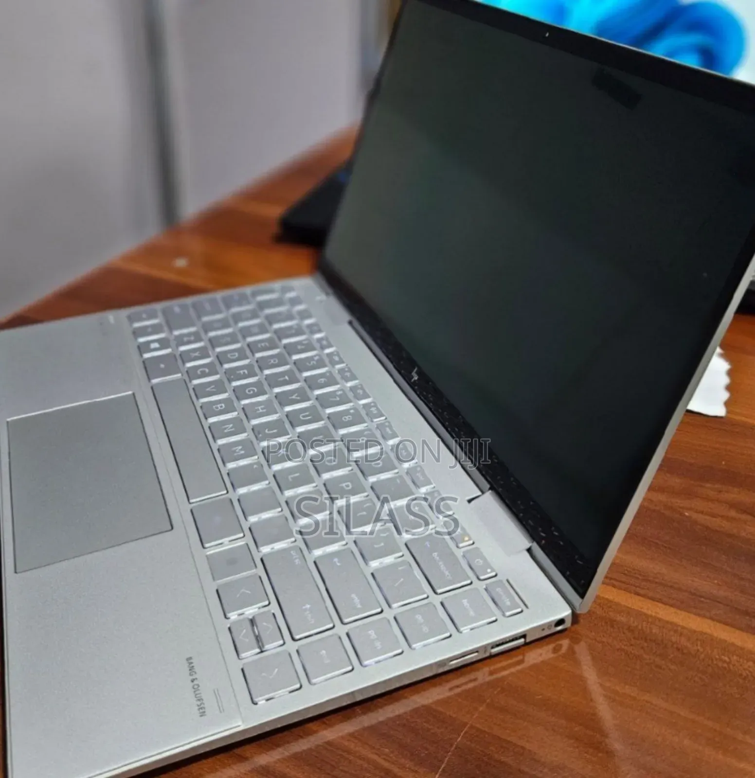 New Laptop HP Envy X360 8GB Intel Core I7 SSD 512GB